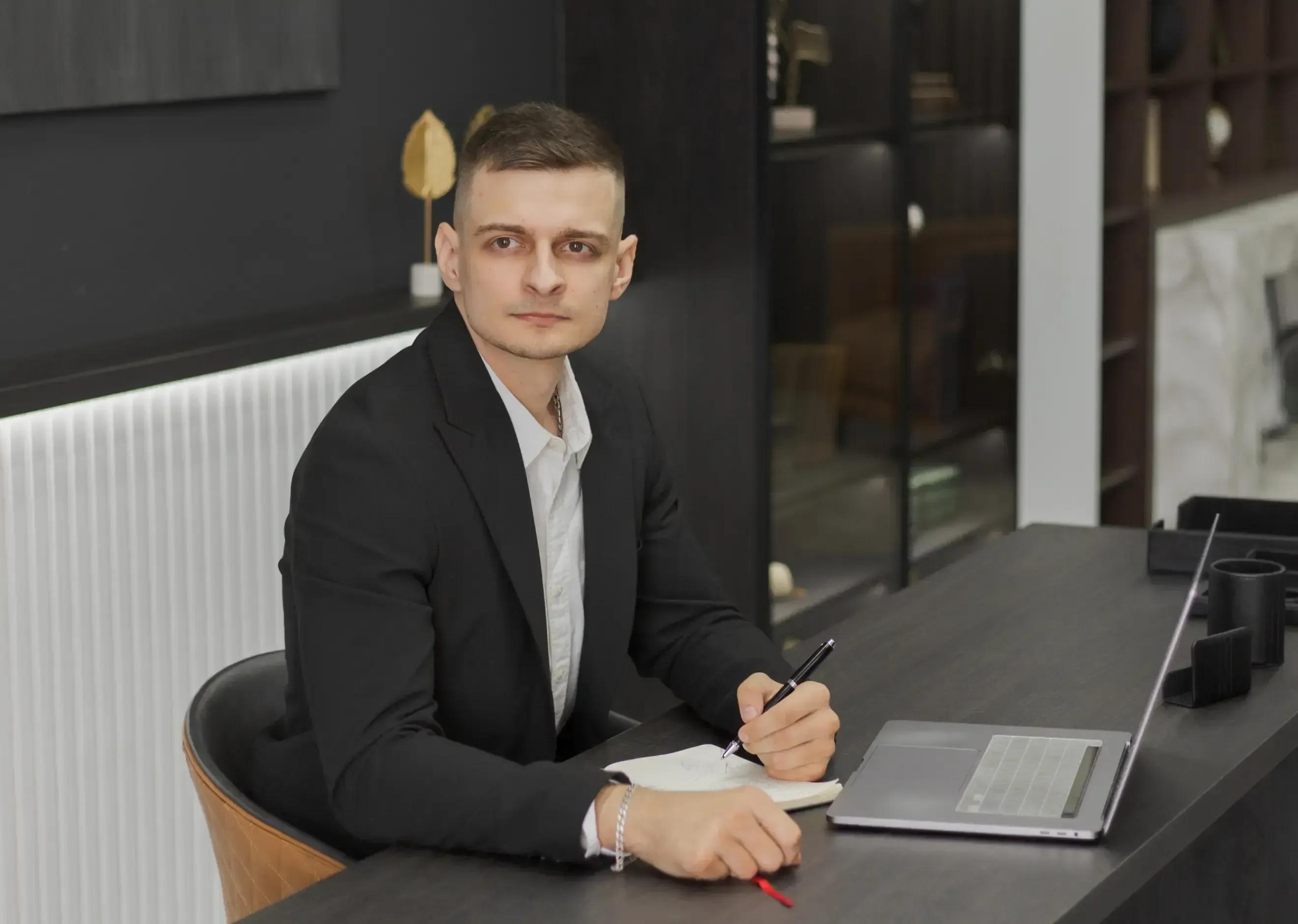 Slava Ovchinnikov Slava Ovchinnikov